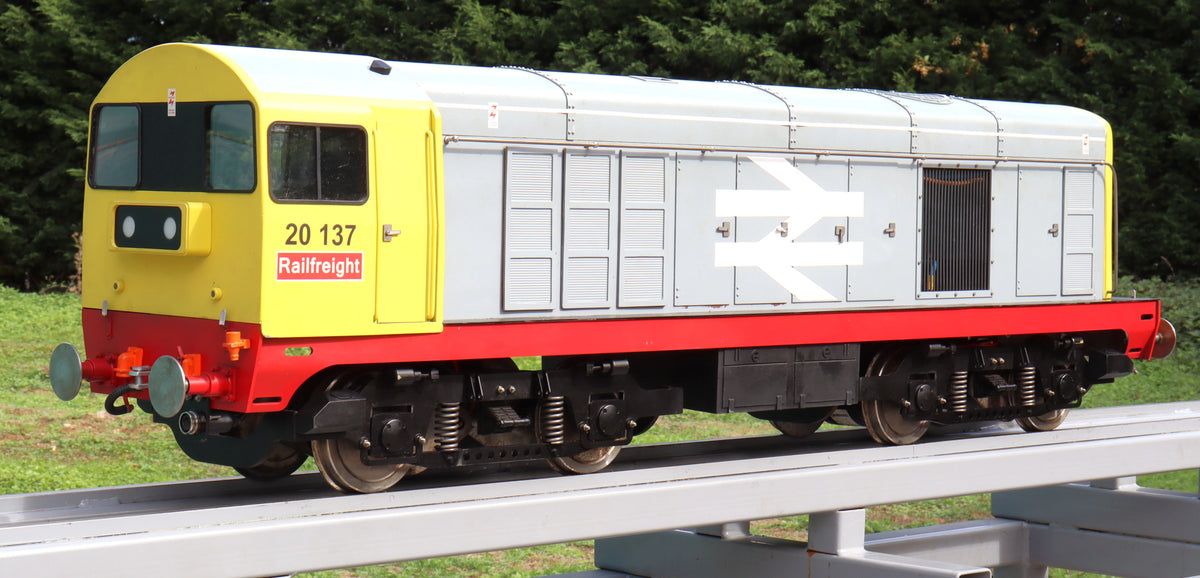 5 inch gauge 17D Class 20 battery electric