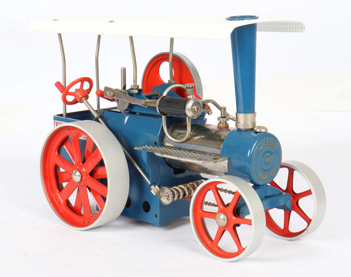 Wilesco D405 traction engine