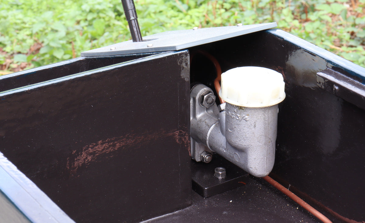 5 inch gauge braked ground level driving truck