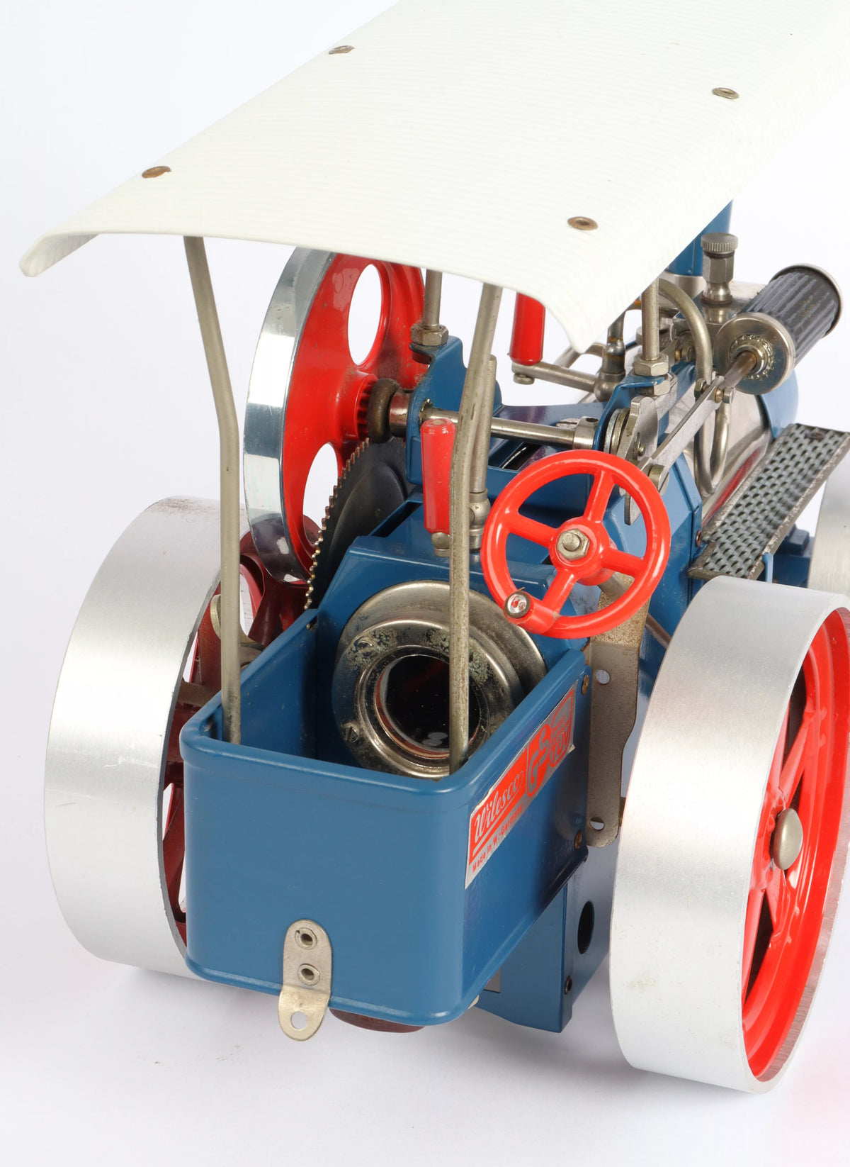 Wilesco D405 traction engine