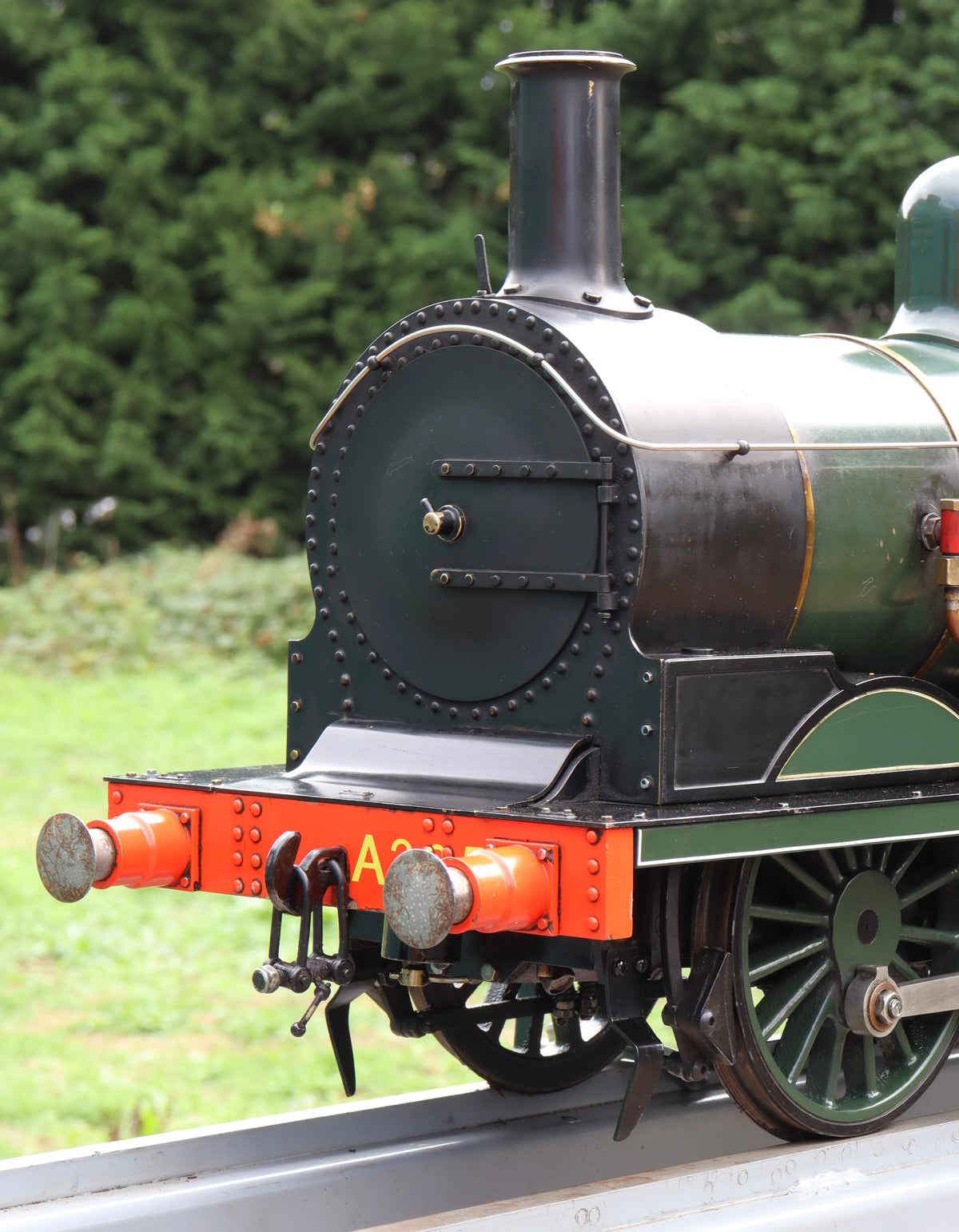5 inch gauge SE&CR R1 0-6-0T