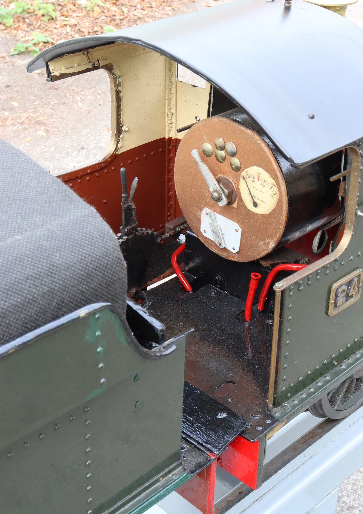 5 inch gauge 2-6-2 steam outline